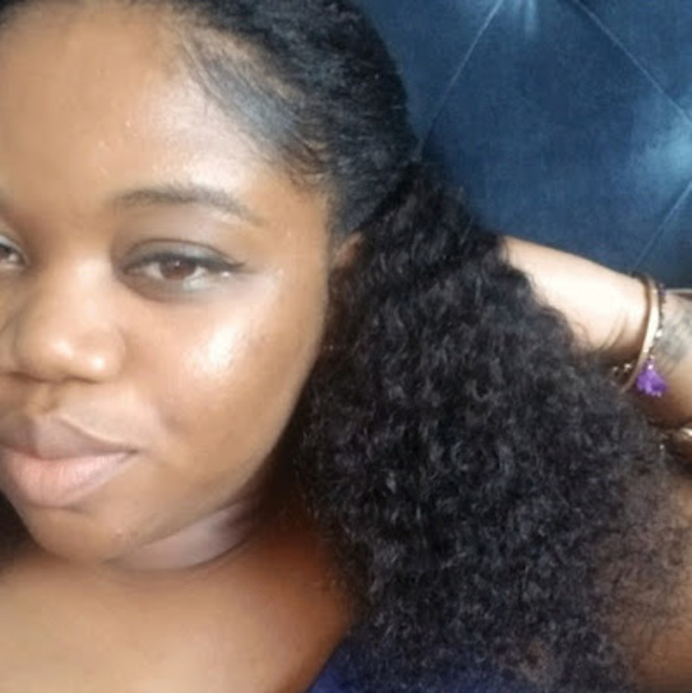 Meet your Posher, Joeneyce